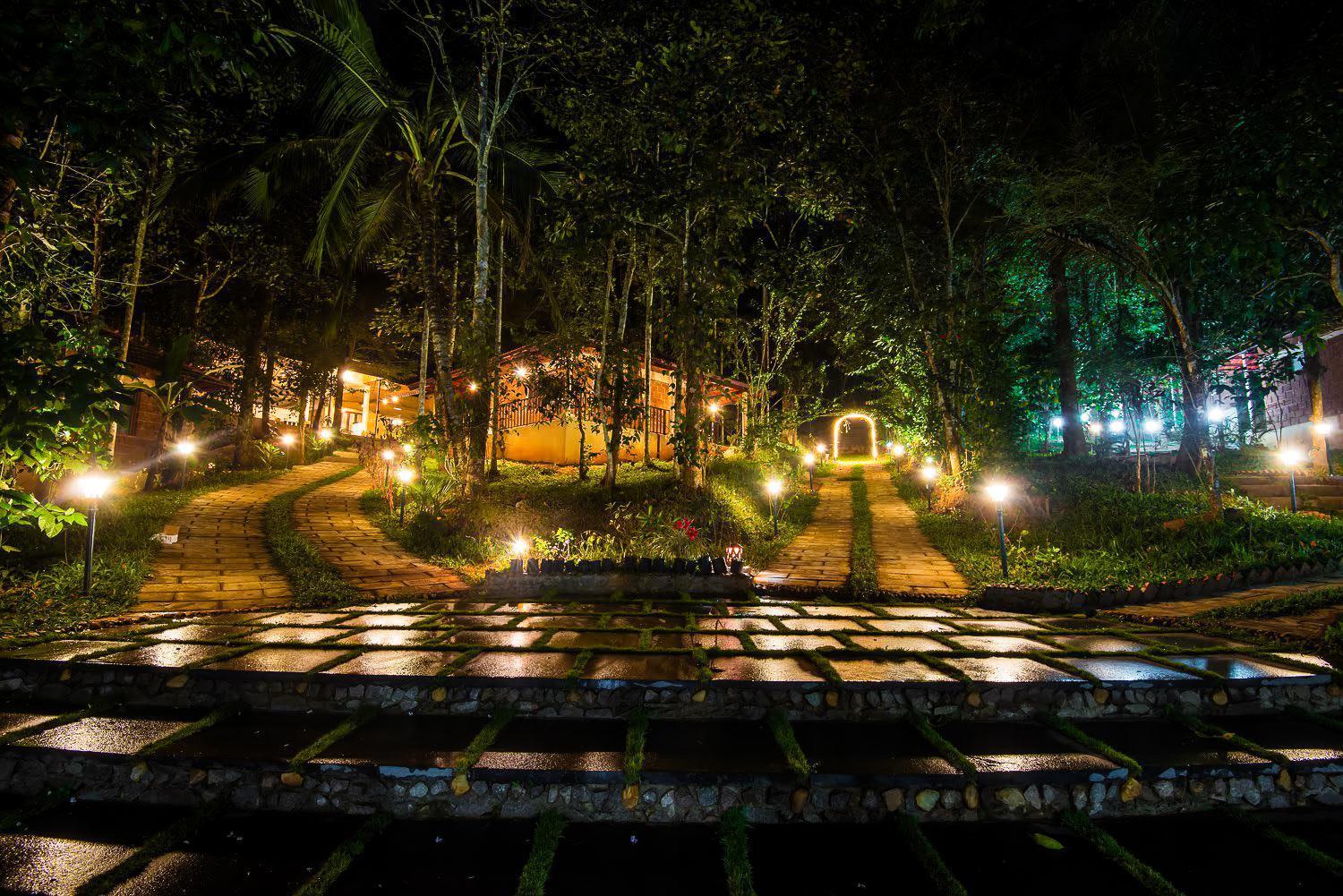Raindrops Resorts Wayanad Sultan Bathery Exterior foto